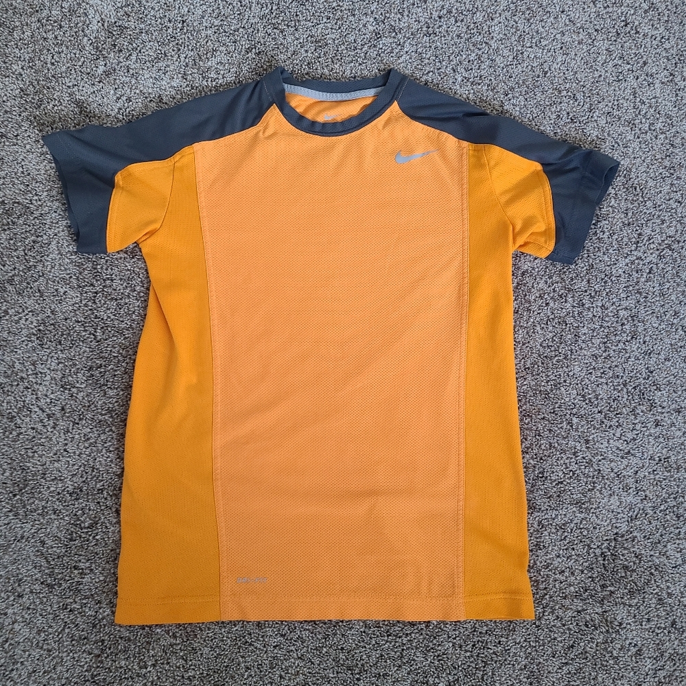 Boys Nike Shirt